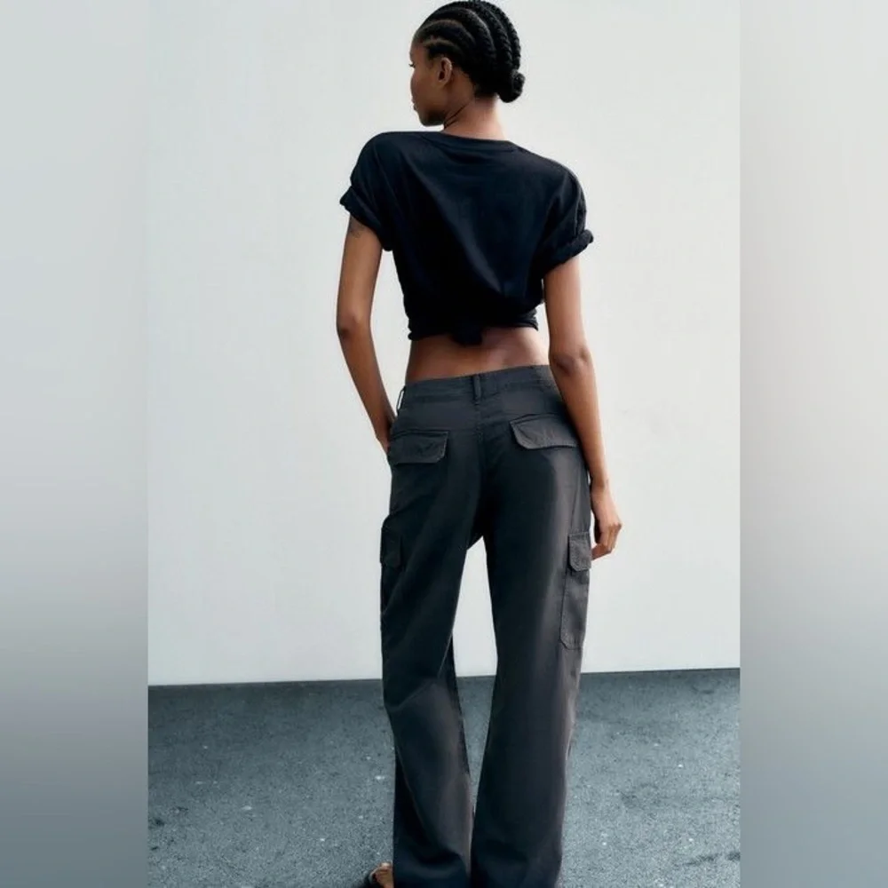 Zara Women's Cargo Straight‎ Leg Pants in Ink Blue